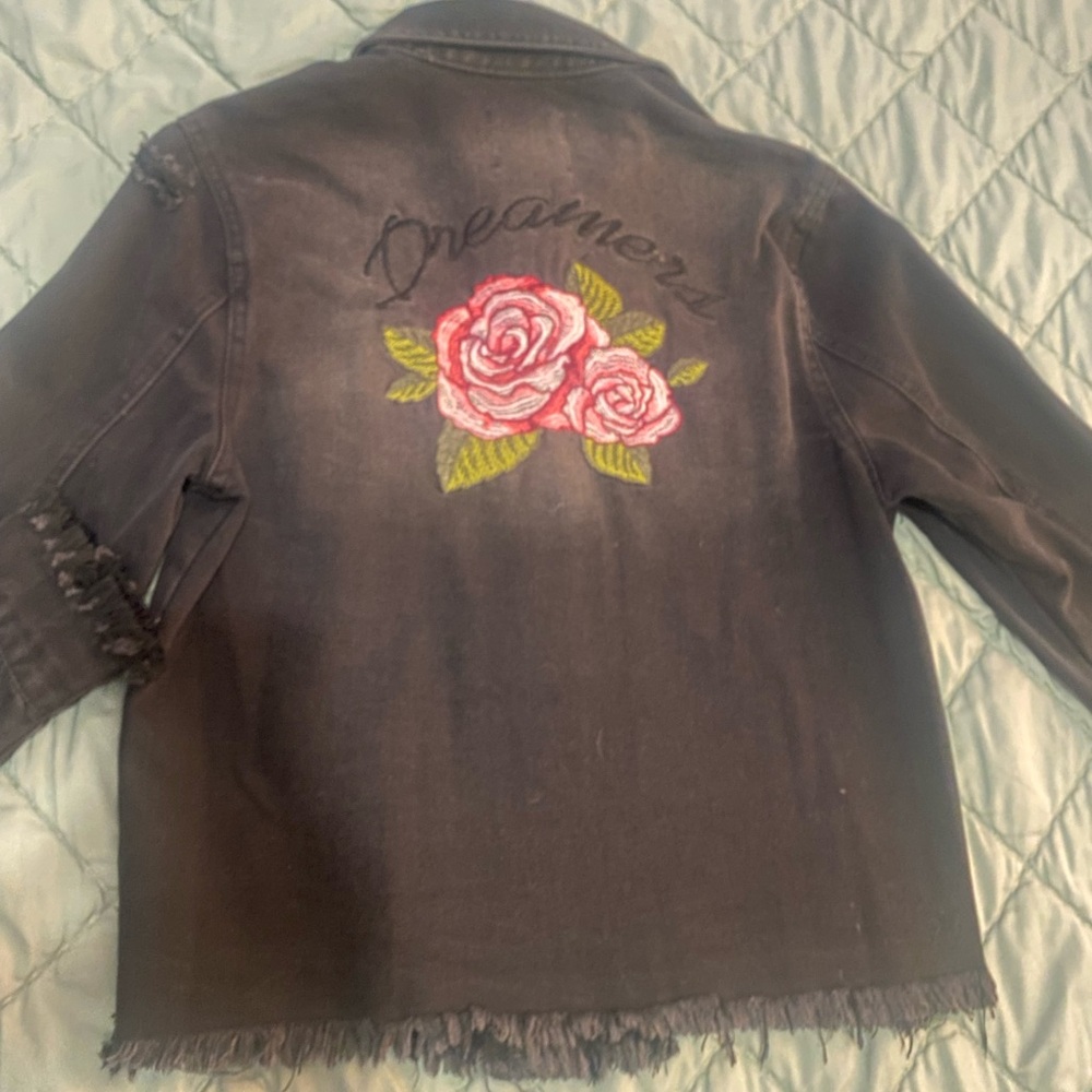 Love Tree Black Cropped Jeans with Pink Floral Embroidery - Picture 3 of 5
